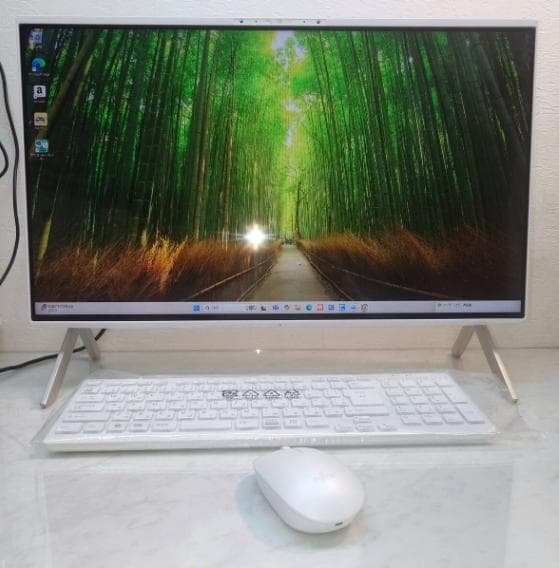 【美品】展示品 FMV F60H3W AMD Ryzen™ 5 7530U