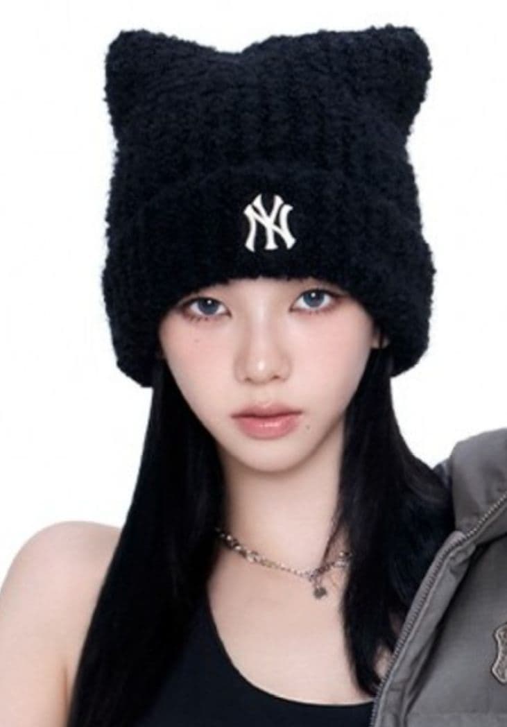 新品MLB　KOREA-フワモコ　ビーニー【猫耳ビーニー】