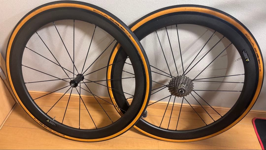 中華カーボンホイール　ジャンク　説明文は必ずお読みください。