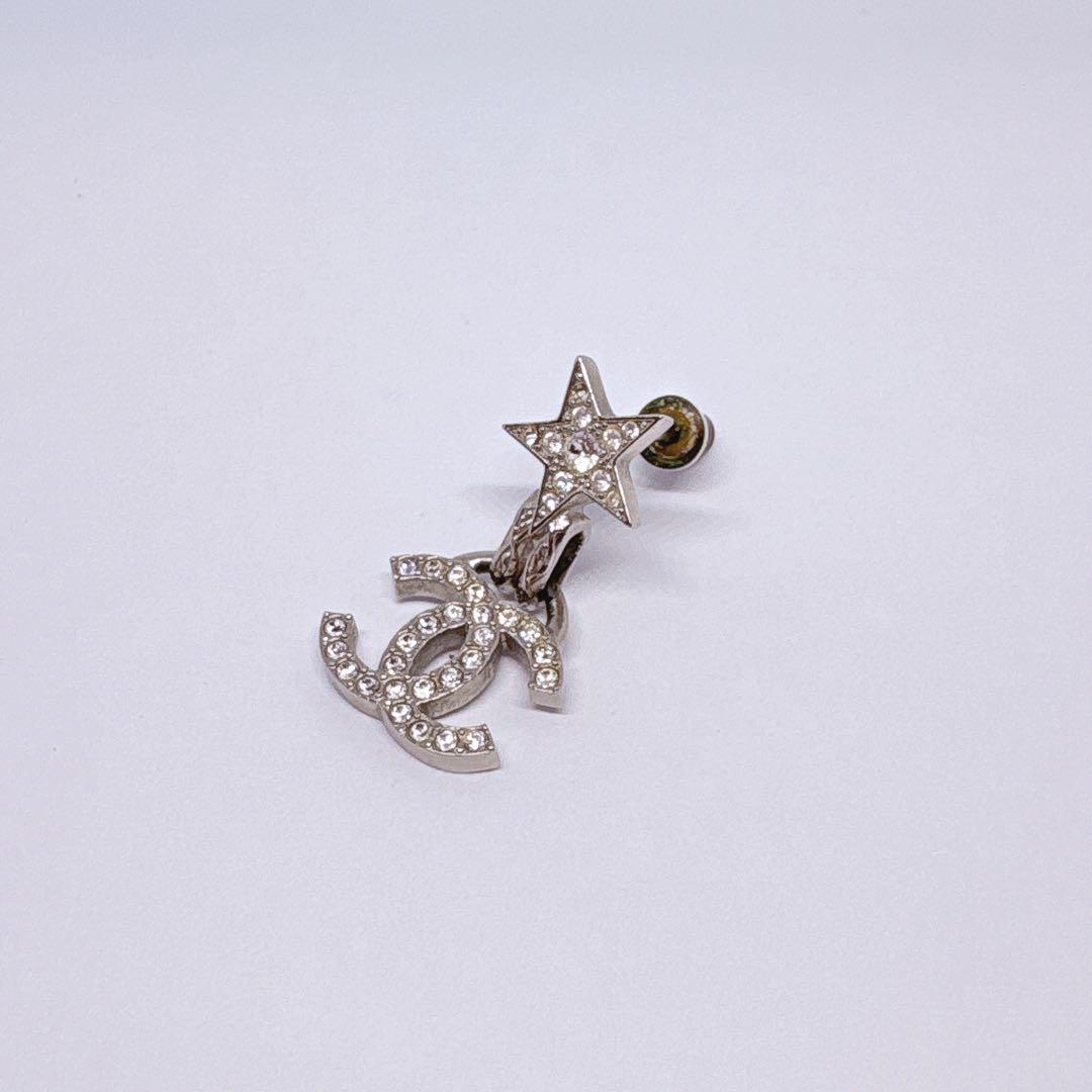 CHANEL 星 CCロゴ ピアス(片耳用)