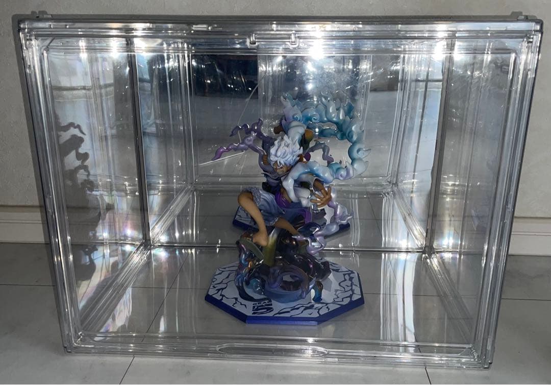 フィギュアケース　大型　4個