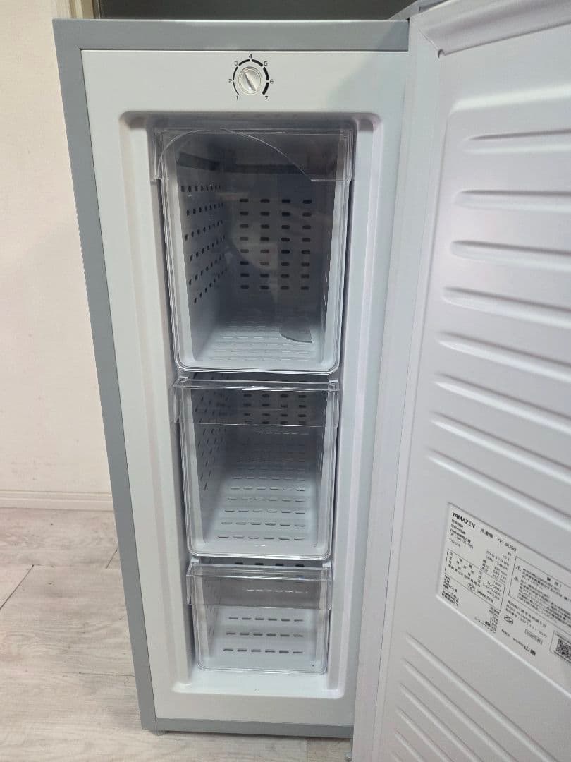 冷凍庫 業界最小　直冷式前開き冷凍庫 1ドア 右開きタイプ 50L