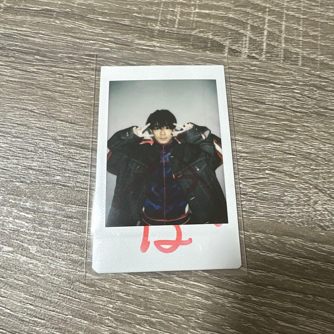 成田凌　サイン入りチェキ