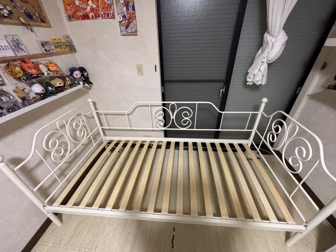 専用出品　ホワイト アイアンベッドフレーム シングル