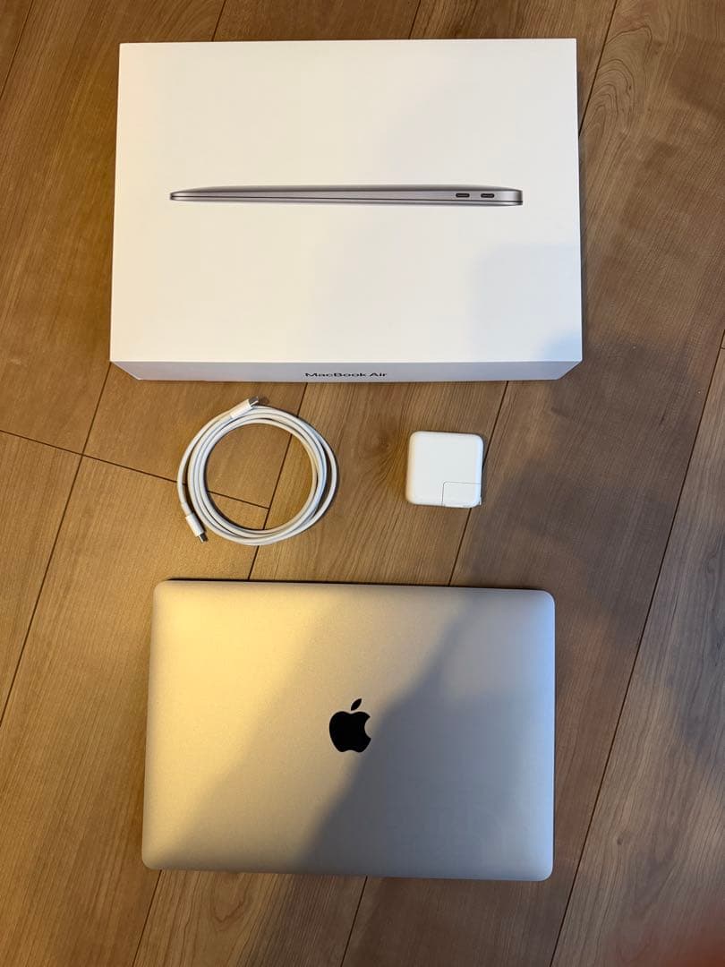 Apple MacBook Air 13インチ M1 8GB 256GB