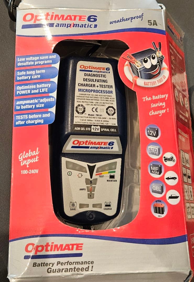 Optimate 6 バッテリー充電器 12V 5A