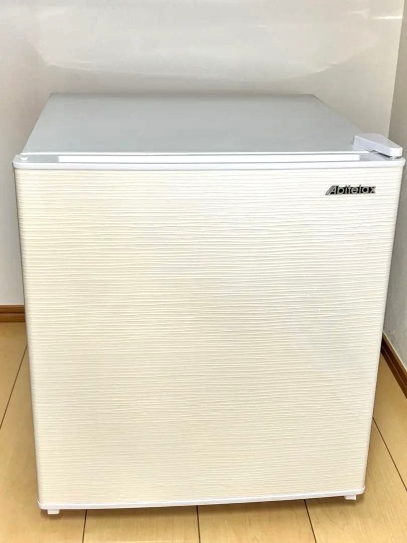 Abitelax 冷蔵庫 美品使用期間4ヶ月　1ドア 45リットル　説明書付き