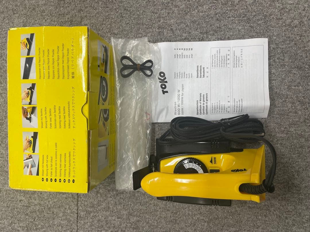 【未使用】TOKO スキー用アイロン イエロー　ペーパークリップ付属