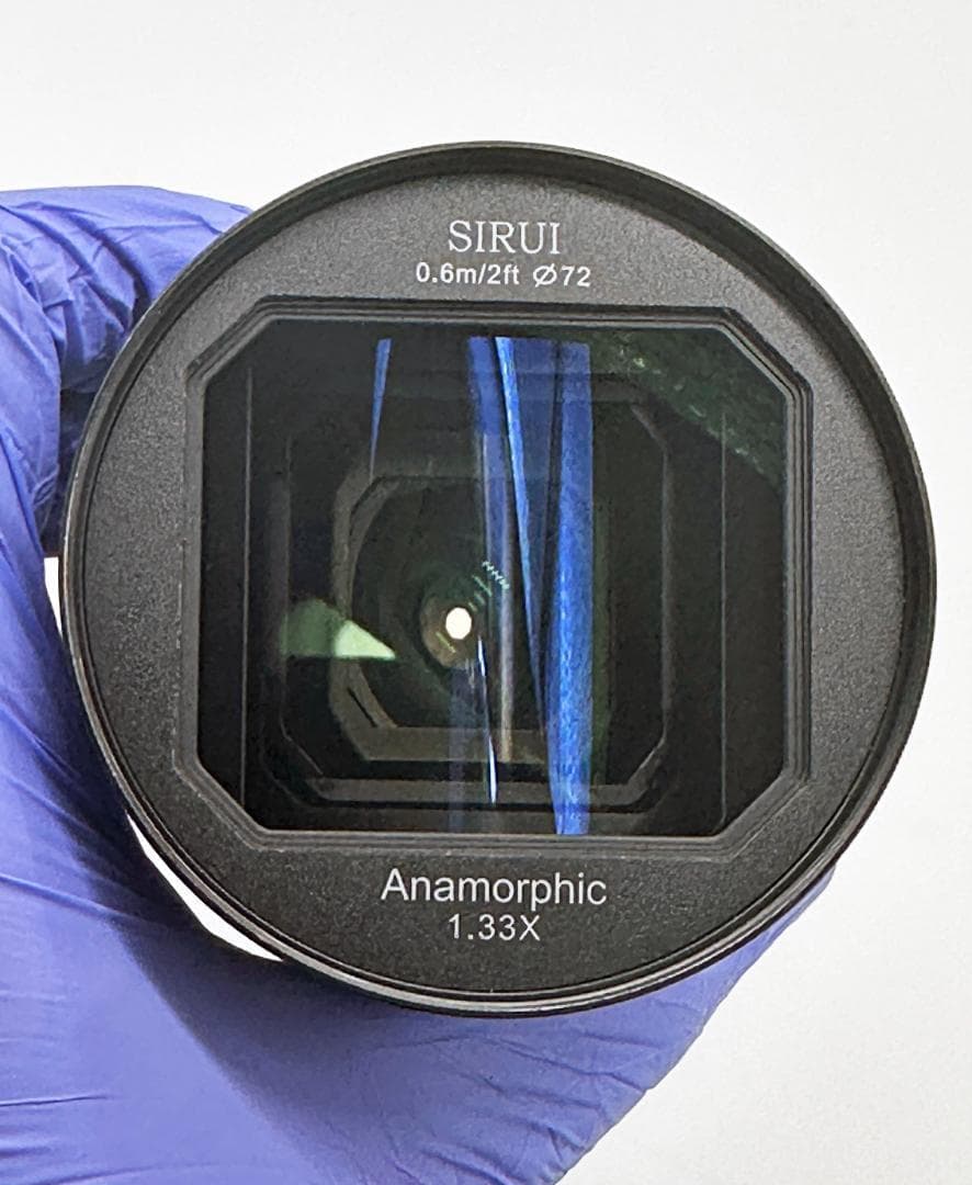 SIRUI 24mm F2.8 1.33x Eマウント アナモルフィックレンズ