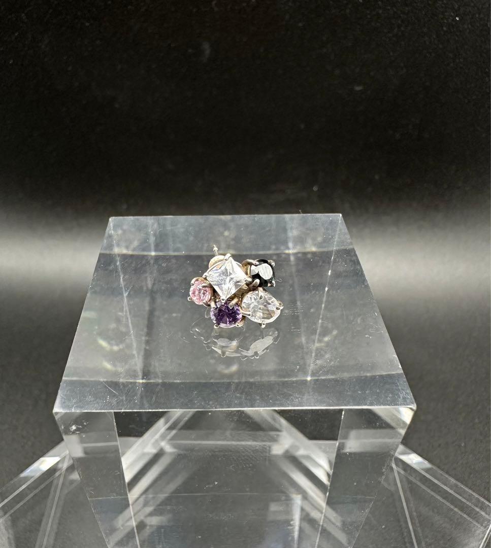 janji ストーンピアス　カラフル　赤西