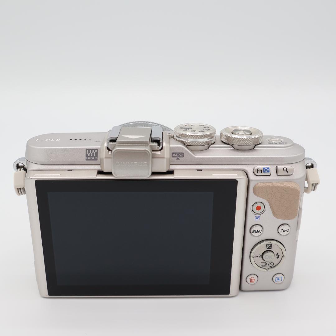 ❤️Wi-Fi &自撮り❤️OLYMPUS E-PL8