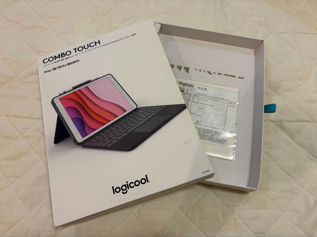 logicool COMBO TOUCH iPadケース　第7世代　第8世代
