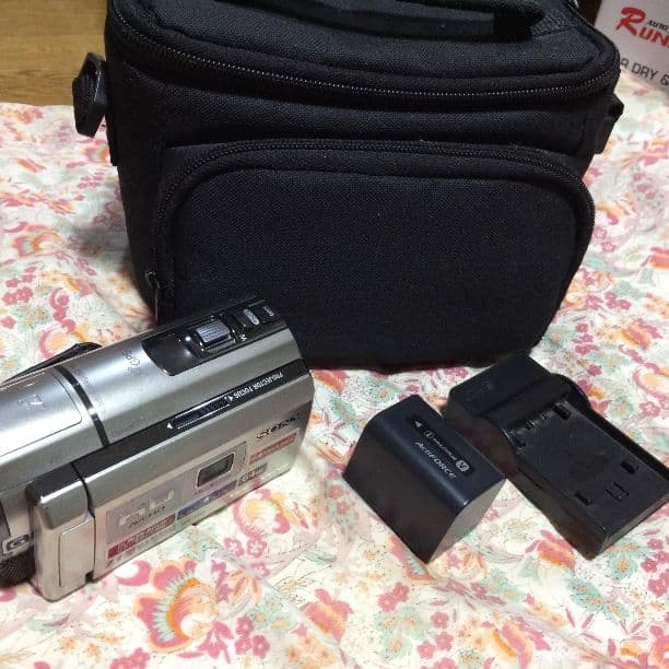 SONYビデオカメラＨＤＲ-PJ40V平成\