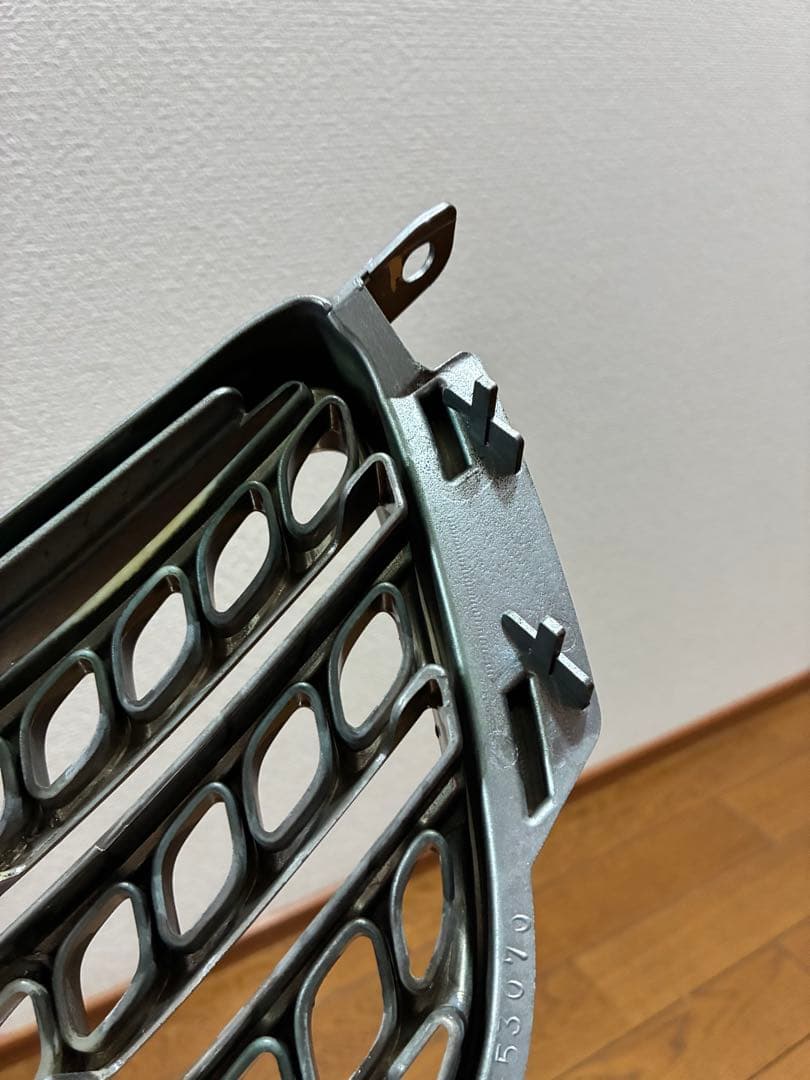 美品 アルテッツァ 後期 純正グリル