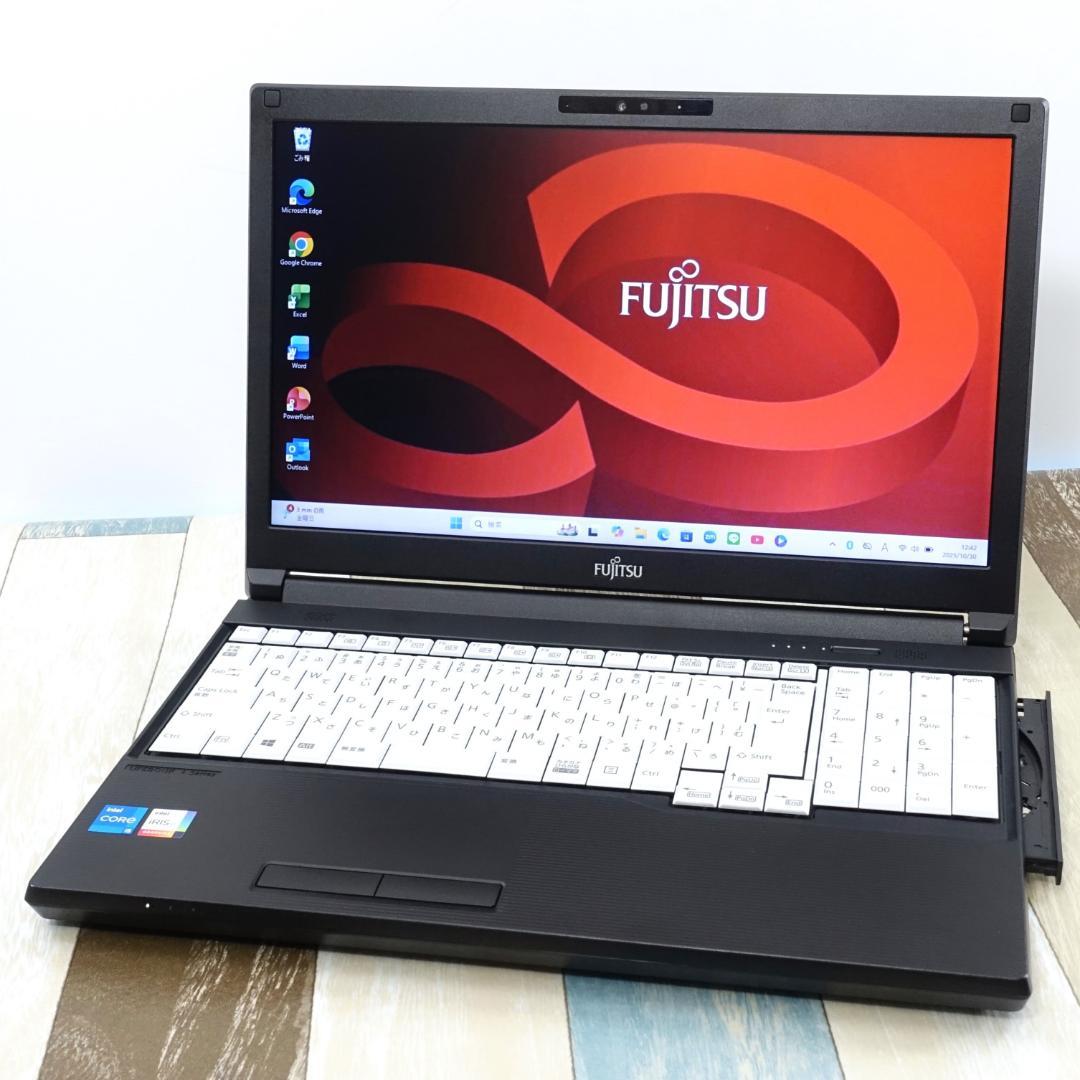 美品で神速の２０２３年製✨１２世代ｉ５に超高速新品ＳＳＤ５１２ＧＢ＆大容量メモリ