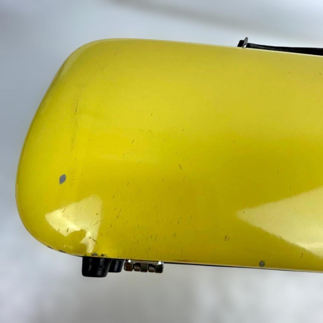 CCシャイニーケース　トランペットケース　イエロー　ストラップ付き　キズ有り