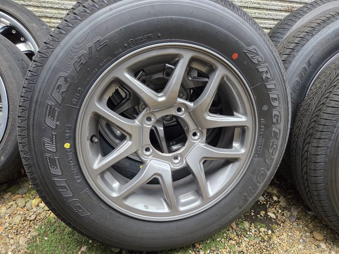 真*中様 ジムニー64タイヤホイール