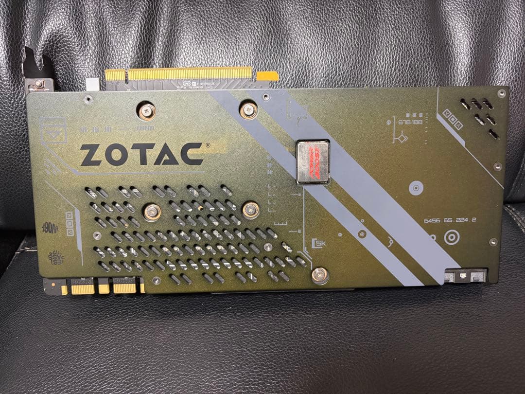 ZOTAC GeForce GTX 1070ti 8G グラフィックボード
