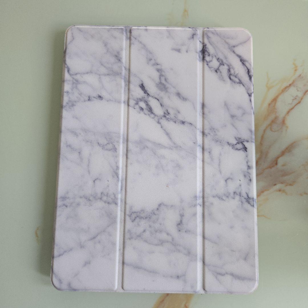 美品　iPad32GB 第7世代　シルバー　wifi+Cellular 箱付き