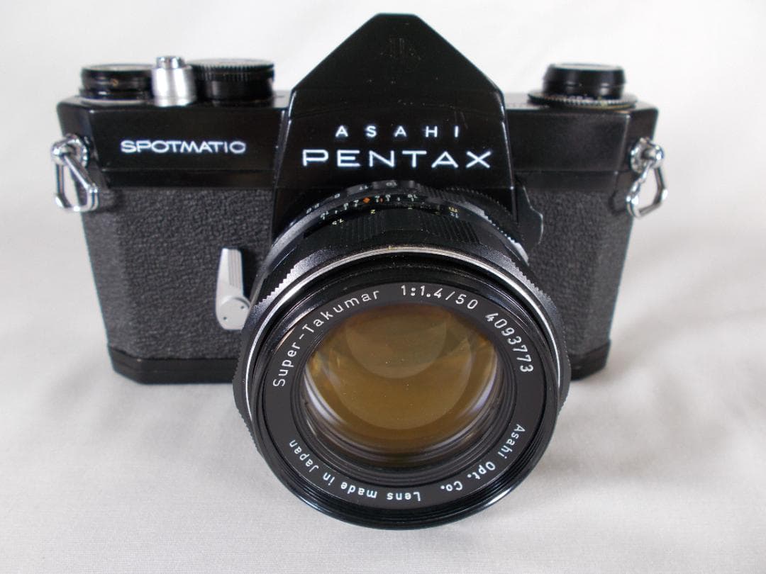 フィルムカメラ 整備済 完動品　Pentax SP　+ f/1.4　L226