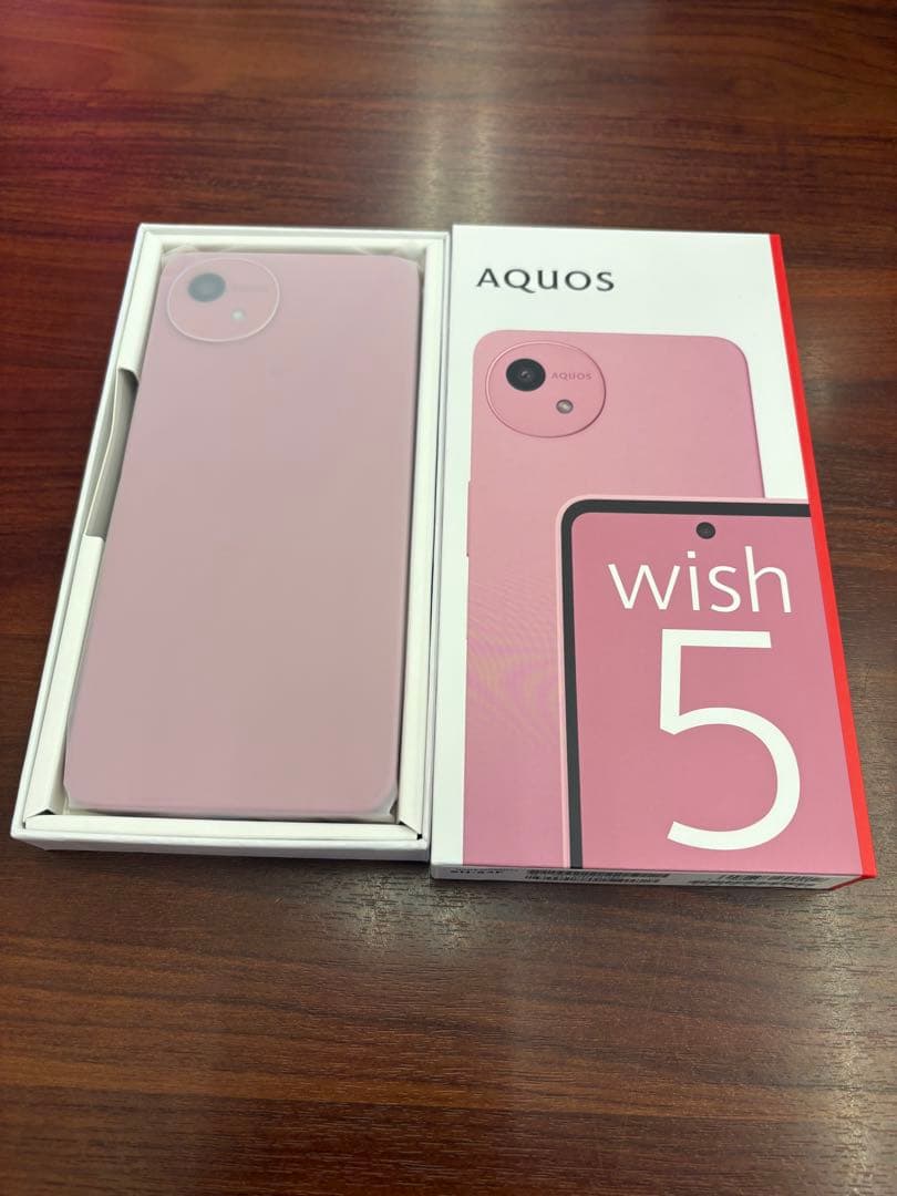 AQUOS wish 5 SH-52F ナデシコ色