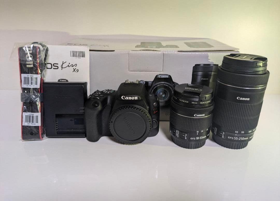 Canon EOS Kiss X9 デジタル一眼レフカメラ ダブルズームキット