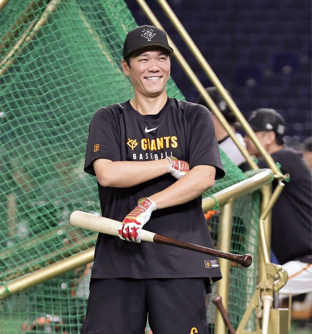 読売ジャイアンツNIKEプラクティスハイグレード Tシャツ