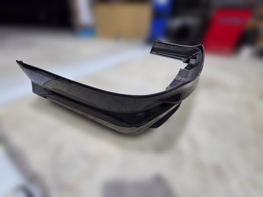 220クラウンモデリスタ　リアスカート