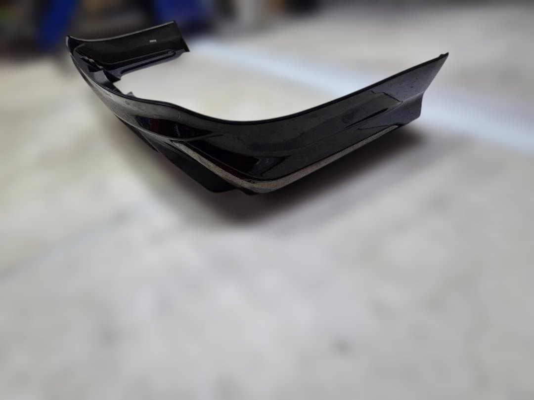 220クラウンモデリスタ　リアスカート