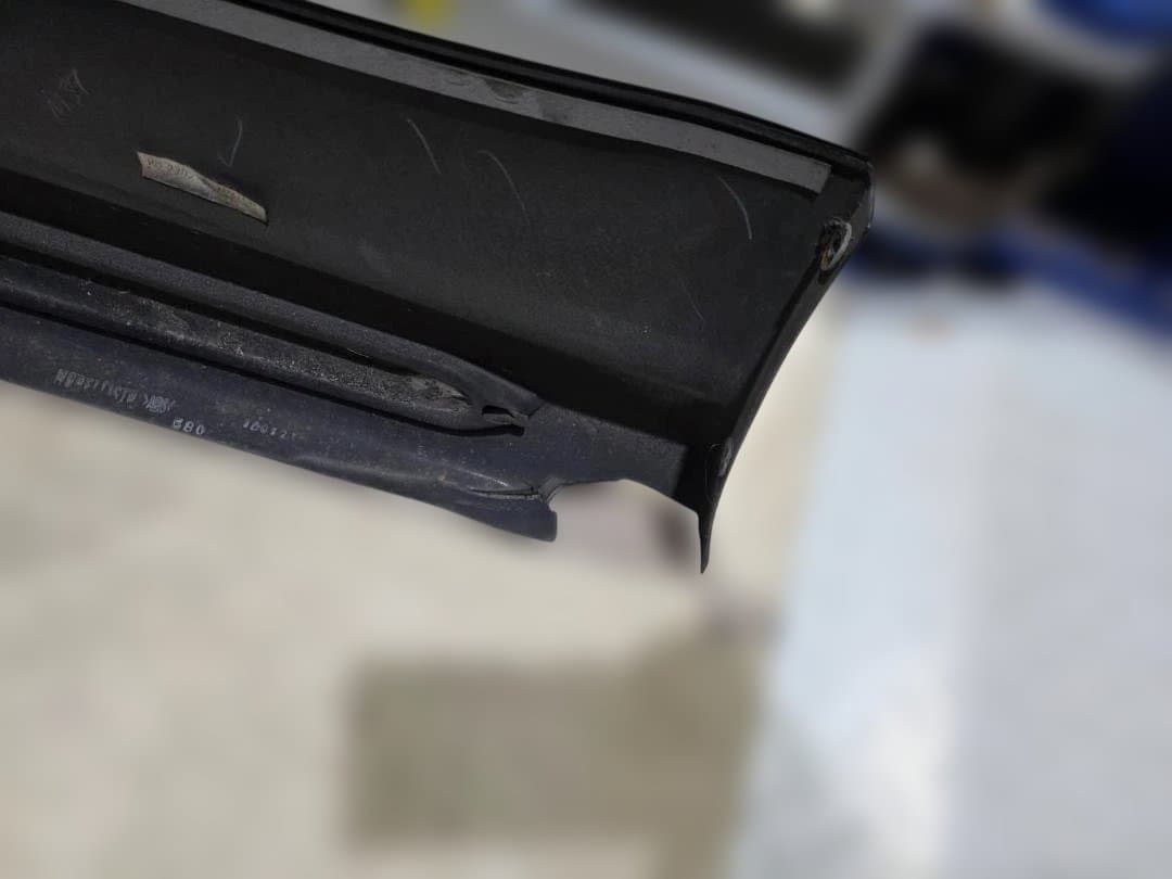 220クラウンモデリスタ　リアスカート