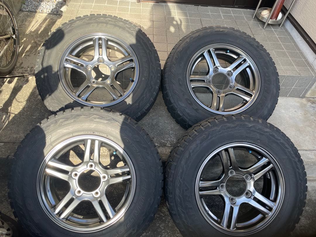 ジムニーjb23純正ホイールタイヤ付き