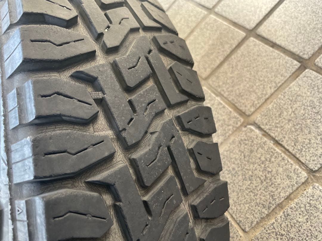 ジムニーjb23純正ホイールタイヤ付き