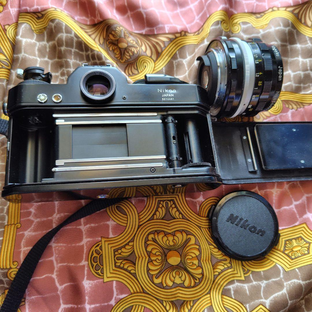 激安価格ニコマートELとNIPPON kogaku28mmf3.5完動貴重品