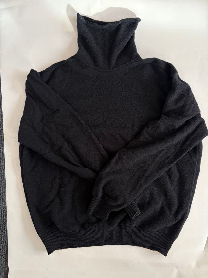 オムプリッセ イッセイミヤケ 22AW タートルネックニットセーター