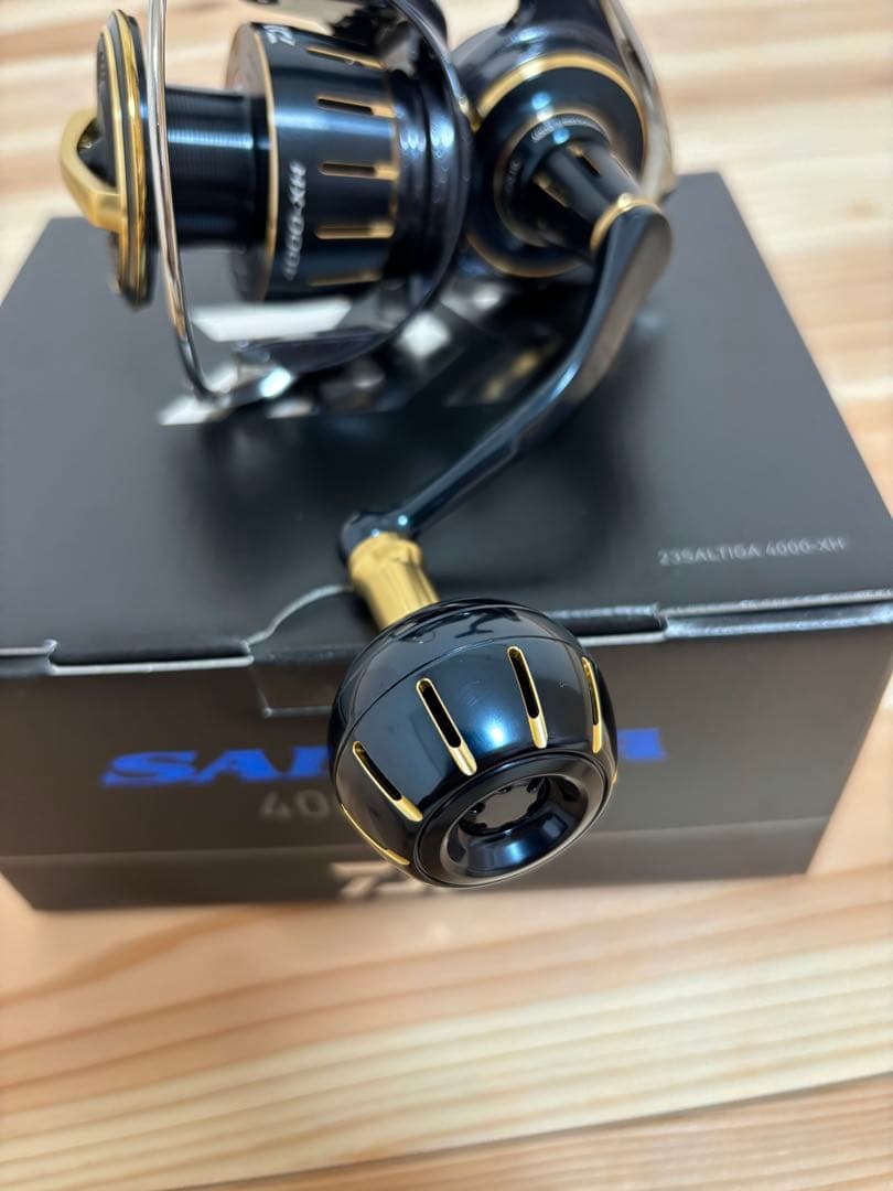 23ソルティガ 4000XH 超美品