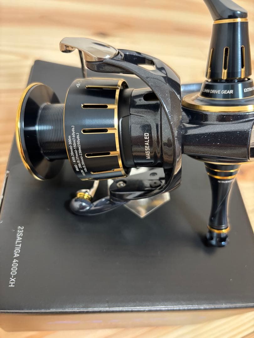 23ソルティガ 4000XH 超美品