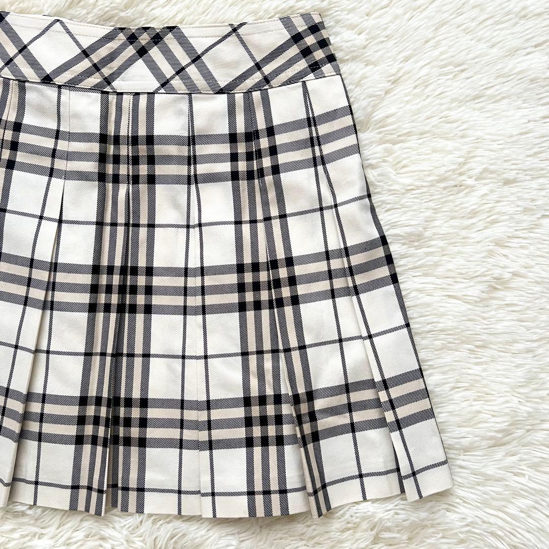 バーバリーブルーレーベル　ノバチェック　ボタン　プリーツ　ミニスカート　38