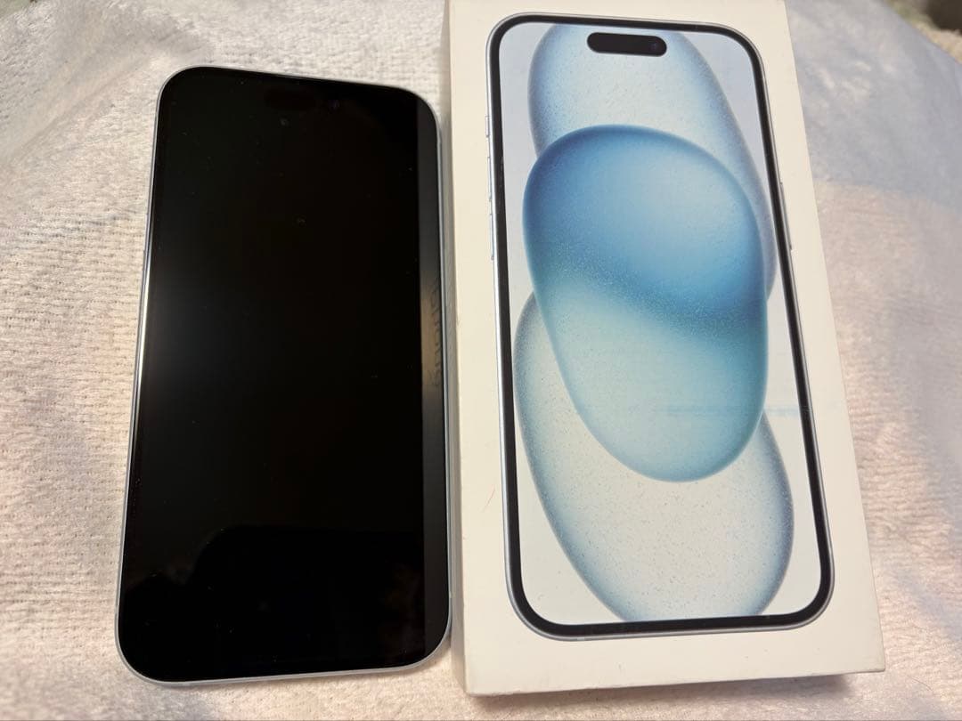 iPhone15 ブルー　バッテリー容量92%