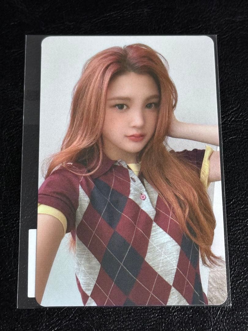 エイナ Hearts2Hearts FOCUS weverse ラキドロ トレカ