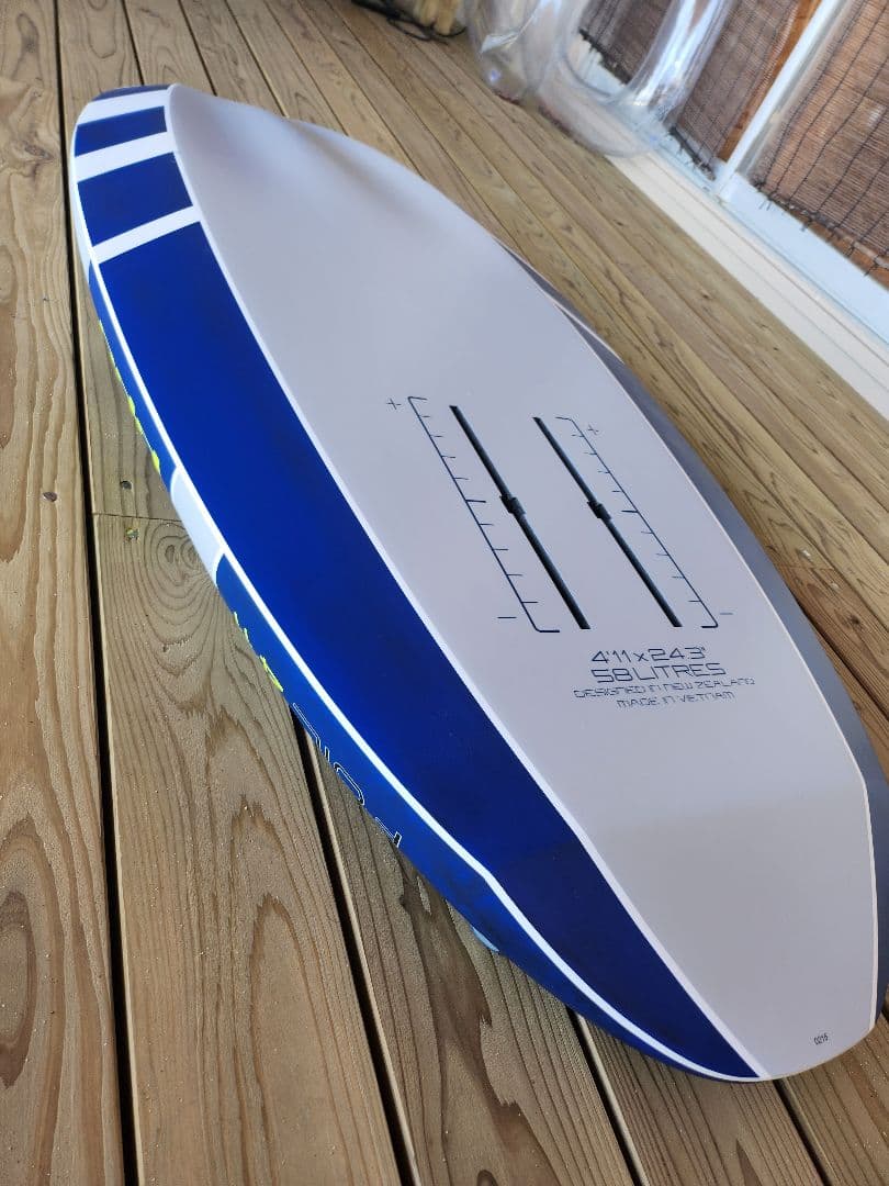 p*o様 ウイングフォイル　ボード　4'11x24.3\" 58L 　新品　ディス