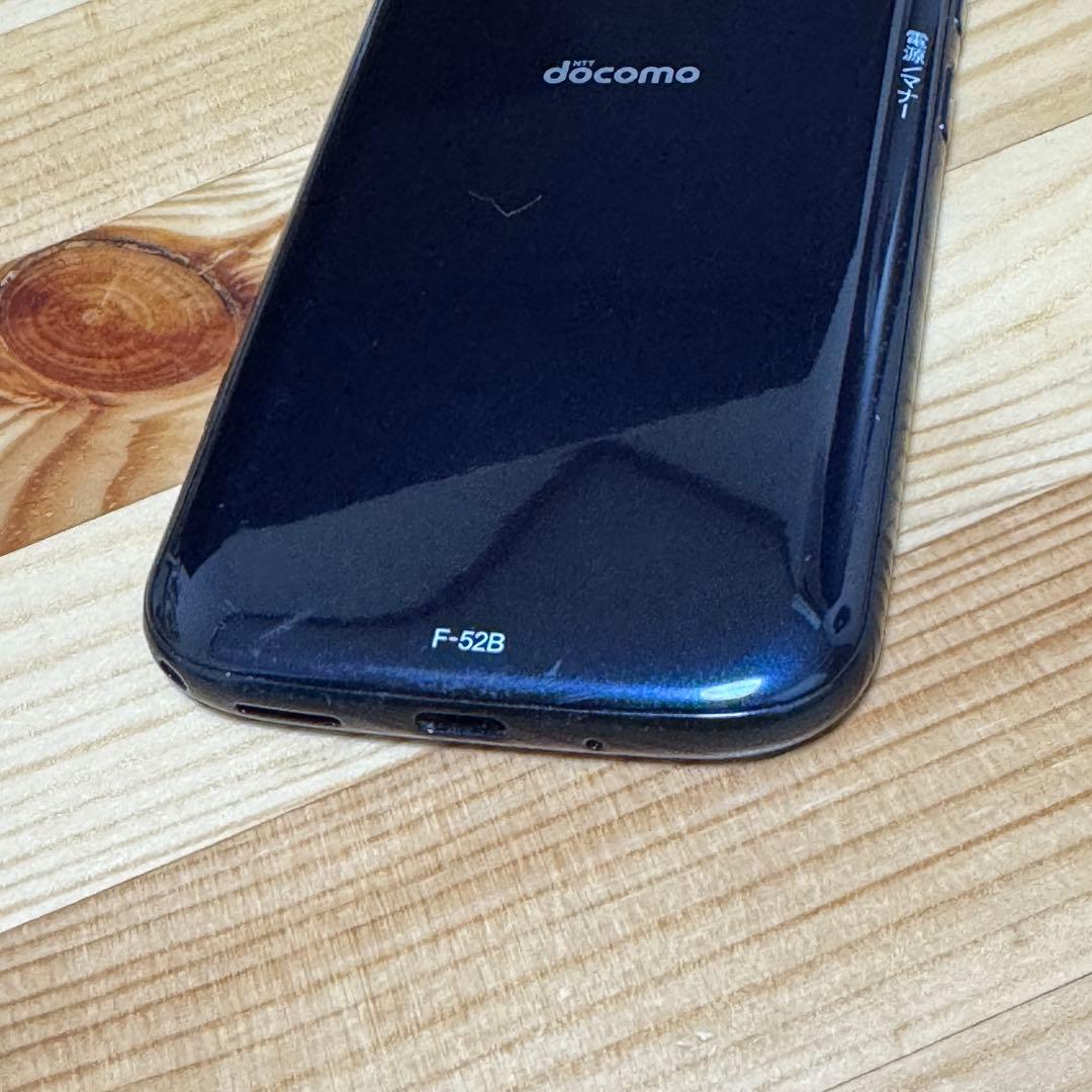 docomo らくらくスマートフォン F-52B SiMフリー10021