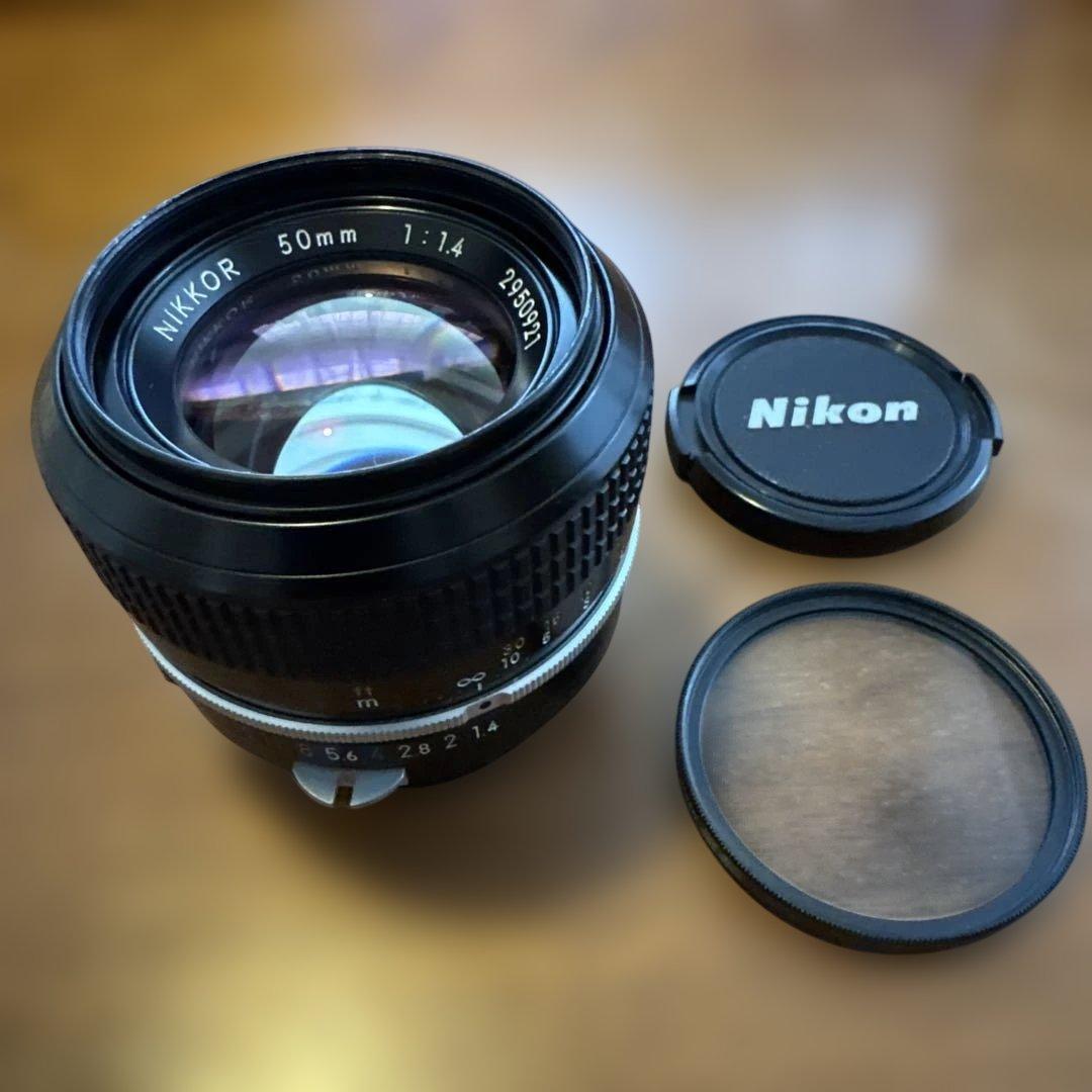 Nikon NIKKOR 50mm f/1.4 レンズ