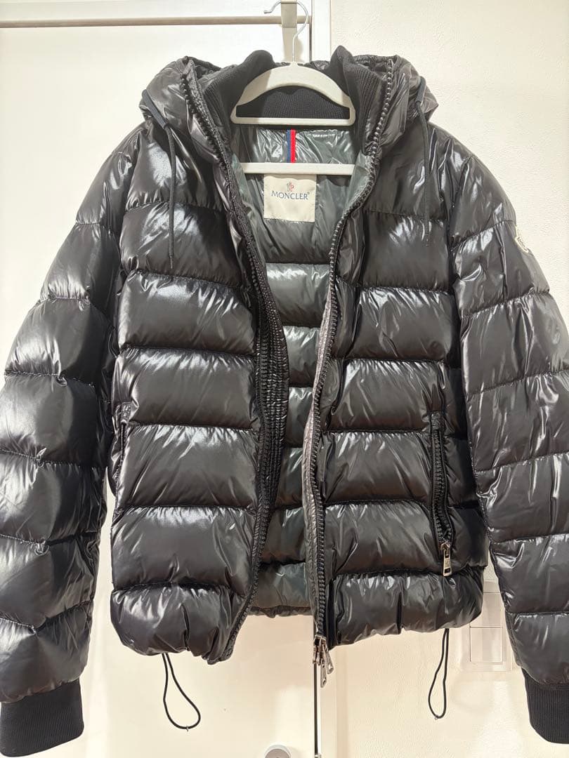 【正規品】モンクレール　MONCLER ダウンジャケット　G32-003 完売品