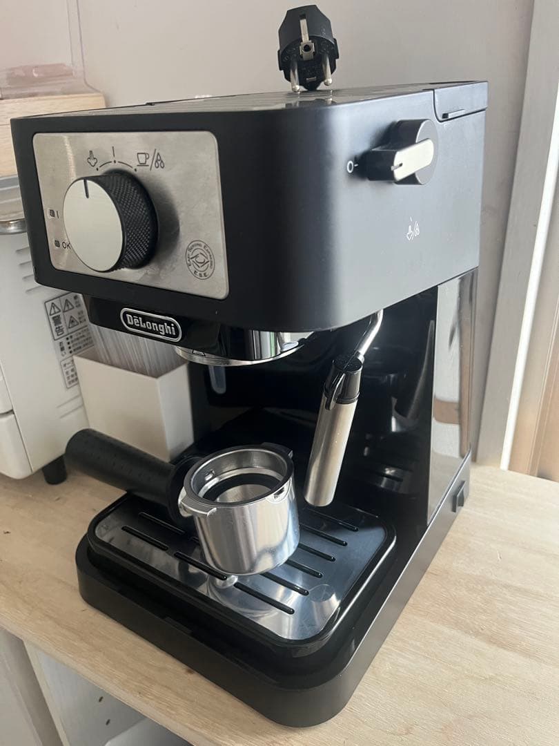 【超美品】DeLonghi エスプレッソマシン EC260.BK ブラック