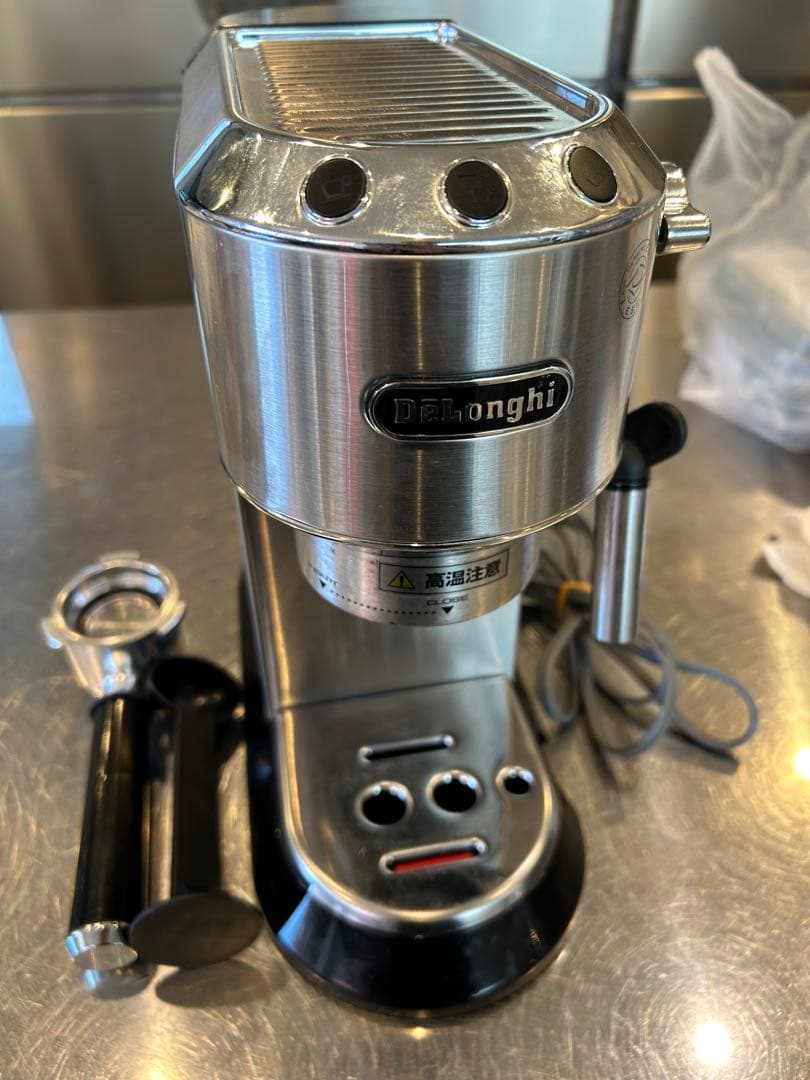 De'Longhi エスプレッソマシン