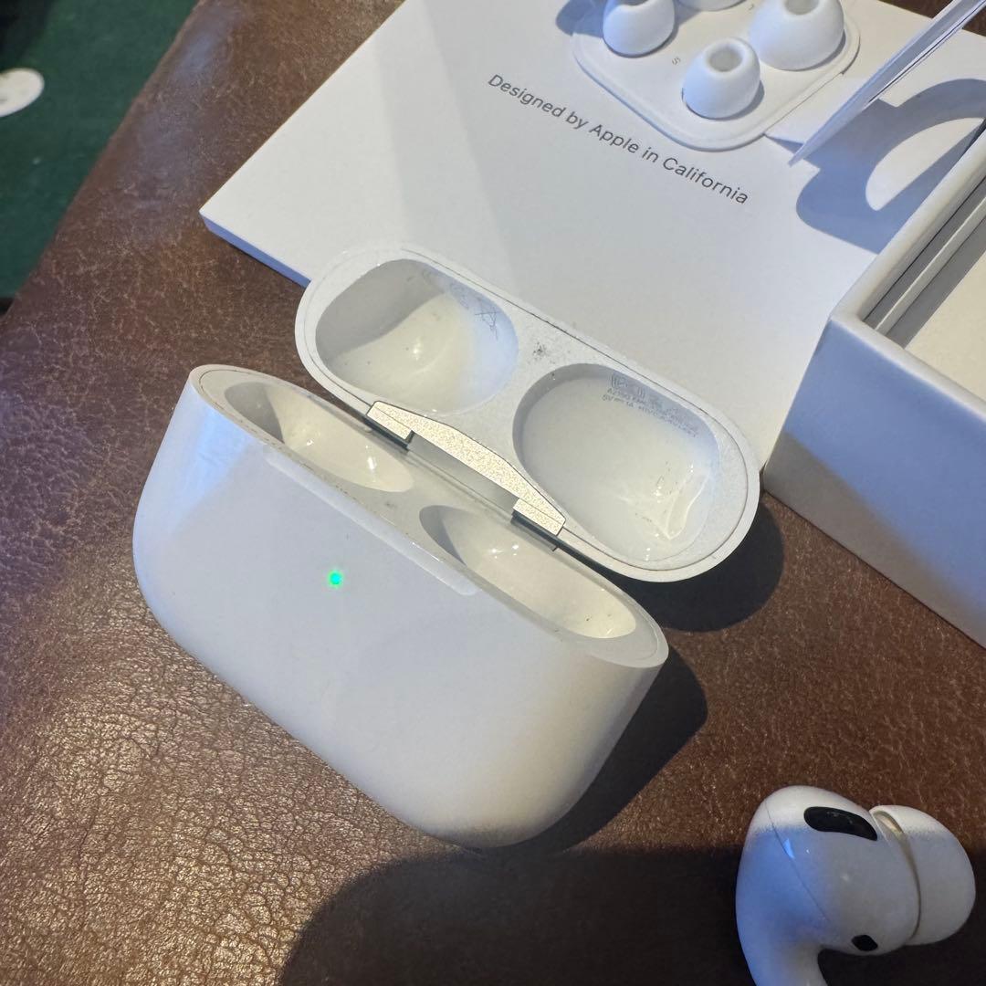 ↑ Apple AirPods Pro エアポッズ プロ 第1世代 アップル