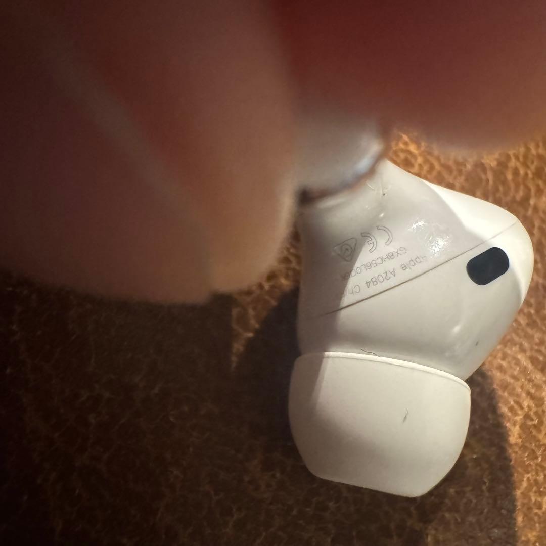 ↑ Apple AirPods Pro エアポッズ プロ 第1世代 アップル