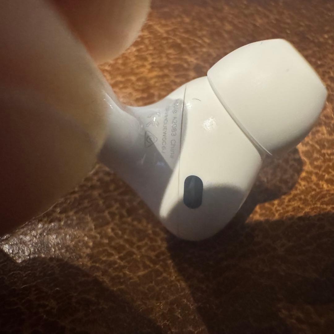 ↑ Apple AirPods Pro エアポッズ プロ 第1世代 アップル