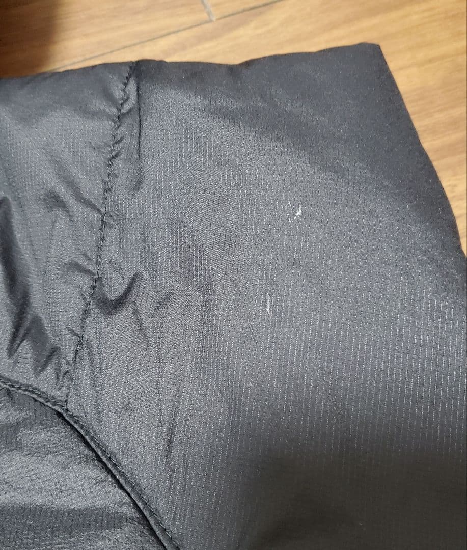 montbell モンベル フード付き軽量ダウンジャケット