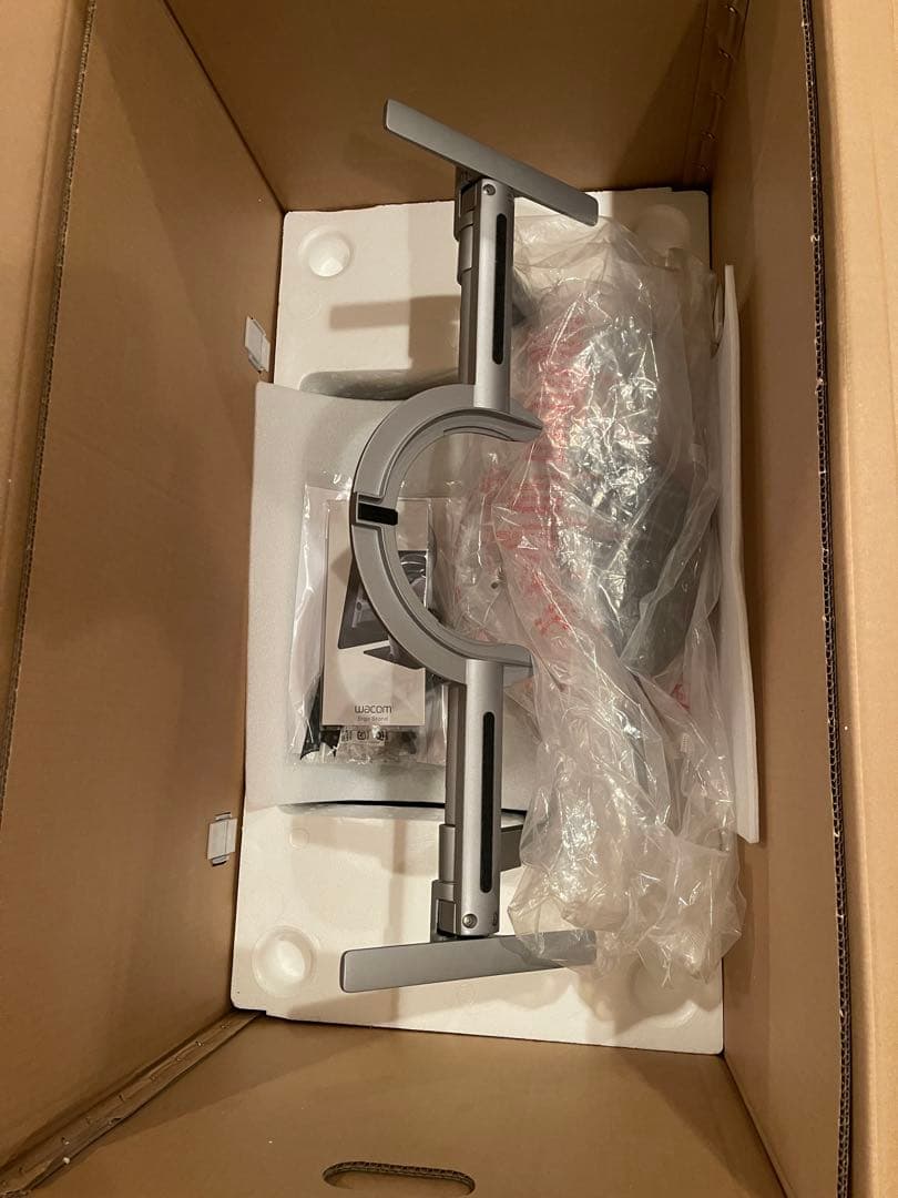 Wacom cintiq pro 24 Ergo Stand 箱付き